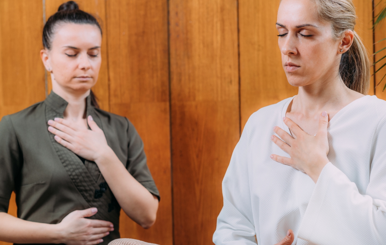 Advanced pranayama student practicing breath retention during online breathwork training