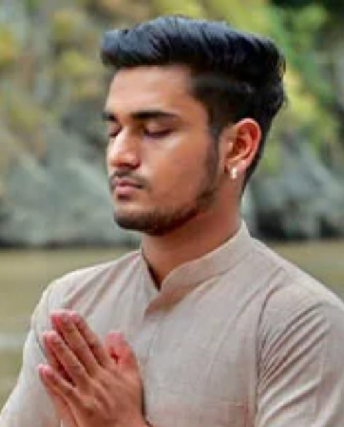 Ajay Ji Teaching Ashtanga Vinyasa Yoga in Rishikesh