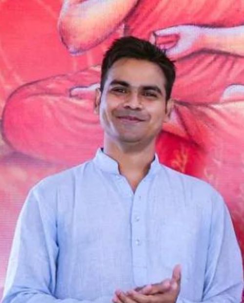 Dr. Rakesh teaching Yoga Anatomy and Ayurveda at Kundalini Yoga Shala