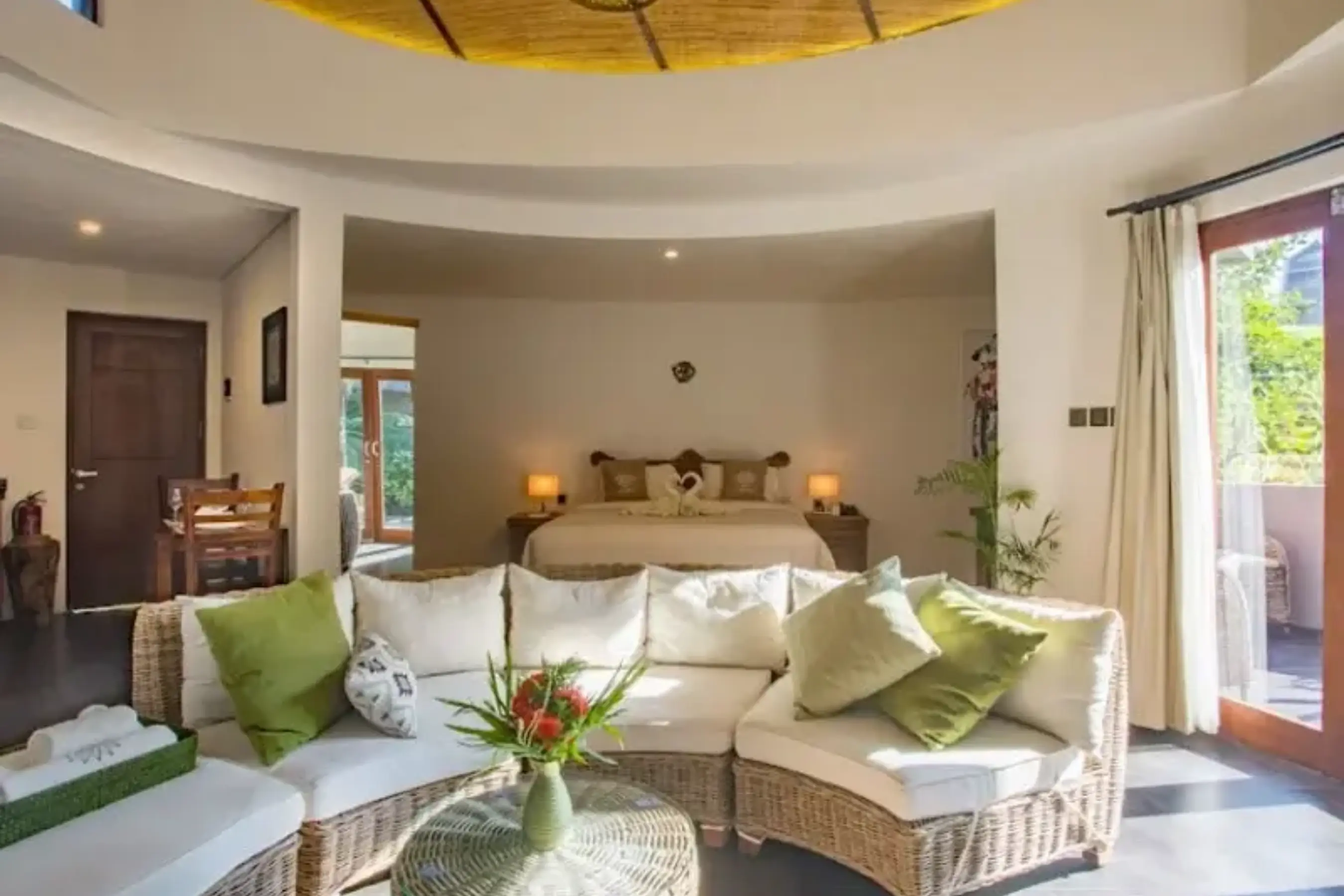 Luxury stay during yoga retreat in Bali