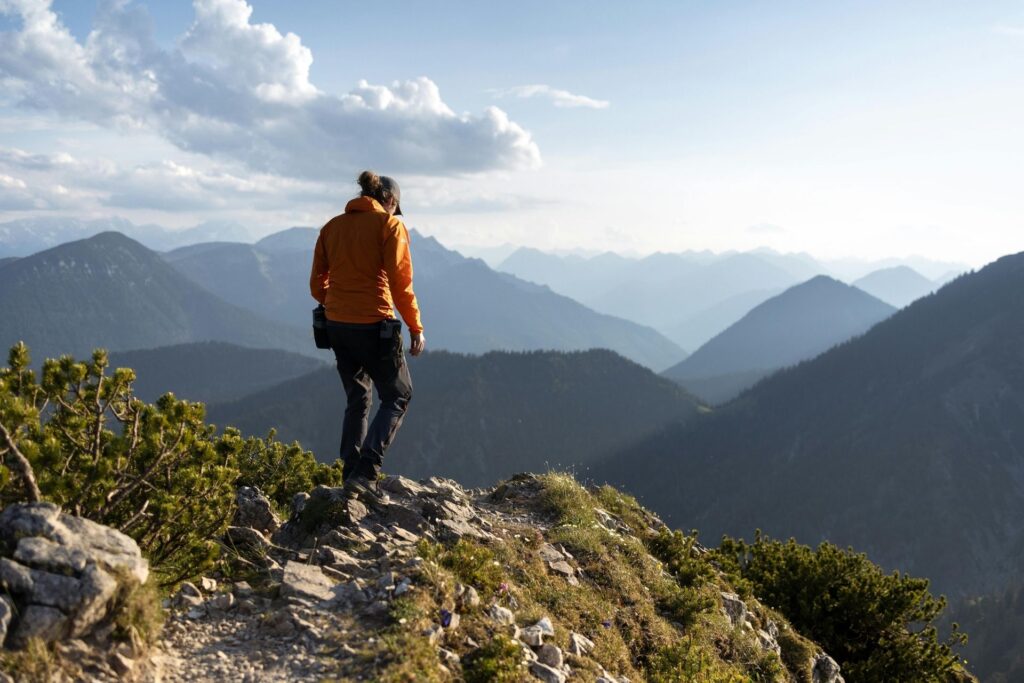 hike trek retreat rishikesh himalayas